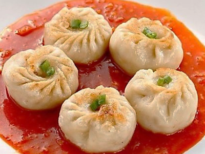 Momos